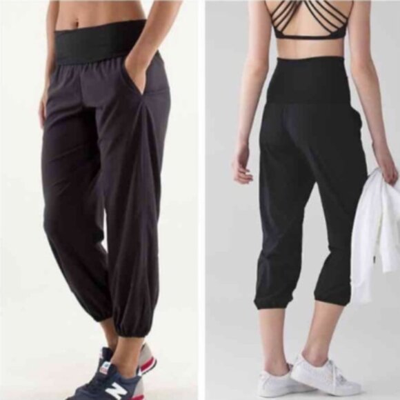 Lululemon Black Om High Fold Over Waist Pocket Crop Jogger Pants 2 - Picture 1 of 10